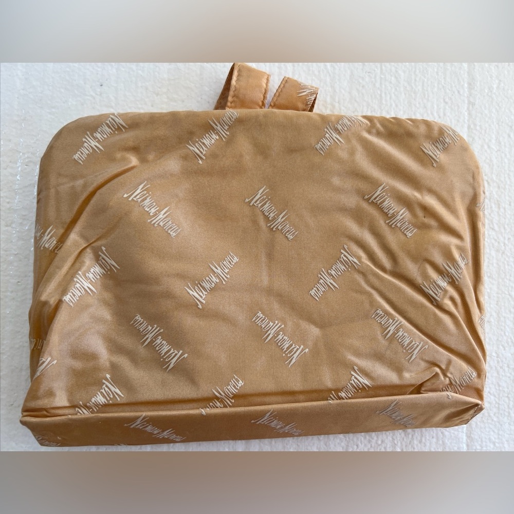 Vintage Neiman-Marcus Travel Toiletries Bag 10” x 7.5” When Closed